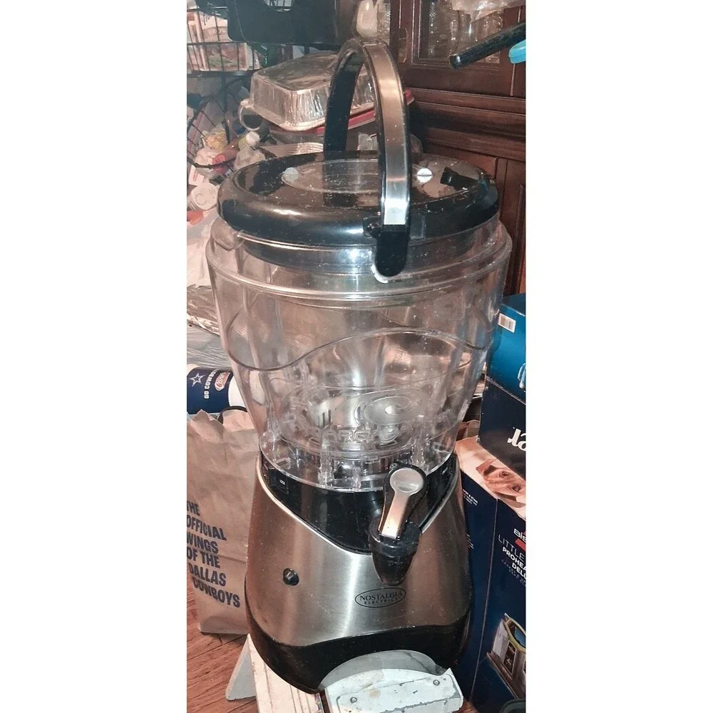 Nostalgia Electrics Margarita & Slush Machine (Like-New!!!)