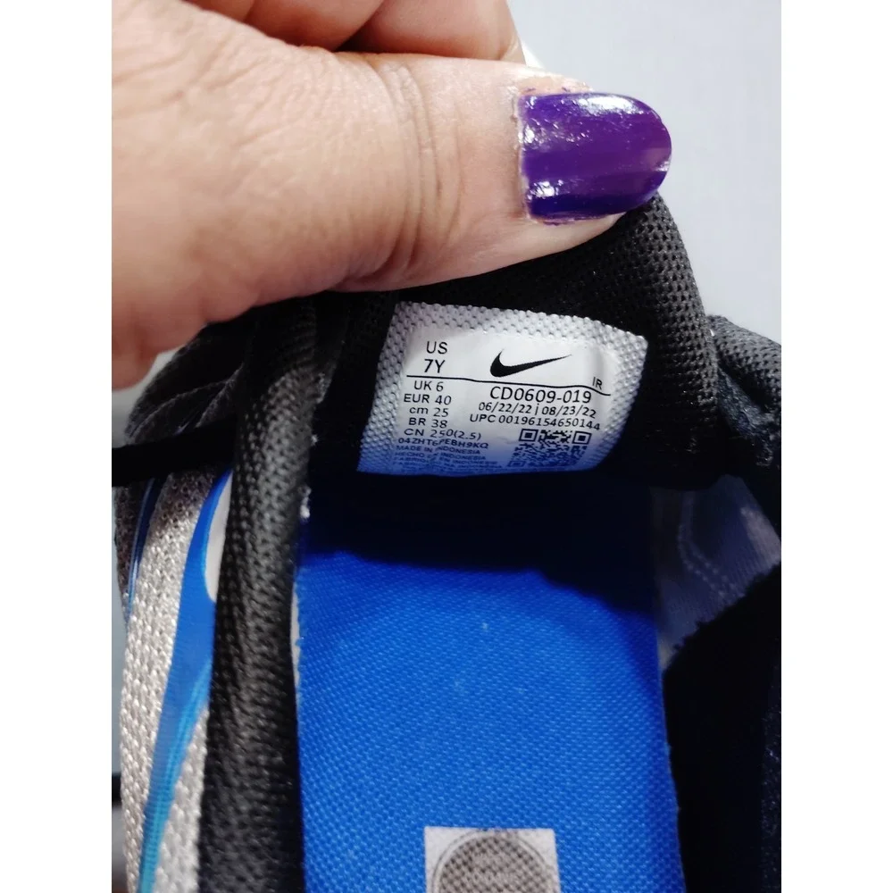 Nike ****please review