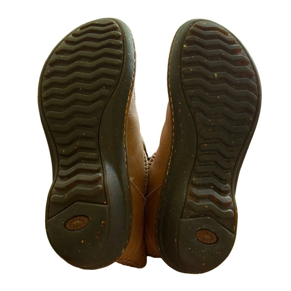 UGG offer crafted details
