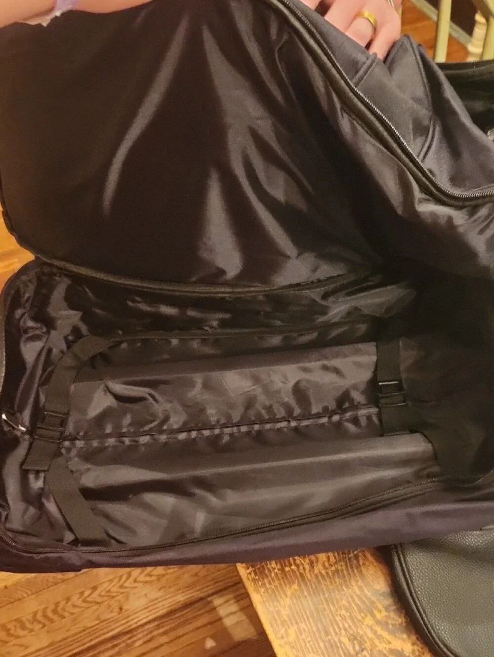 Blackhawks Rolling Carry-On Bag with Telescopic Handle