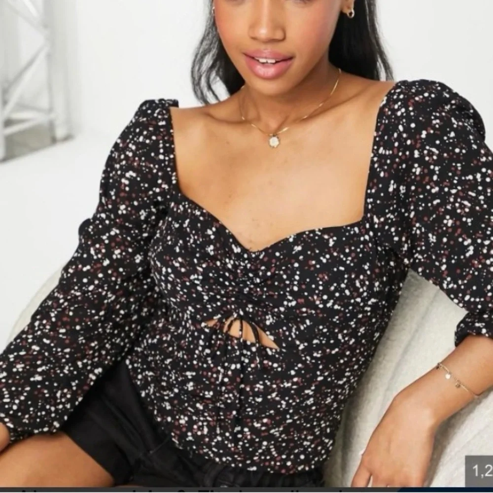 Abercrombie & Fitch Black polka dot crop Blouse