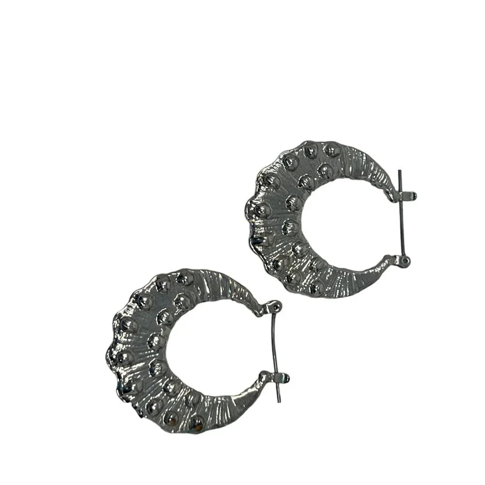 Unbranded hoop earrings