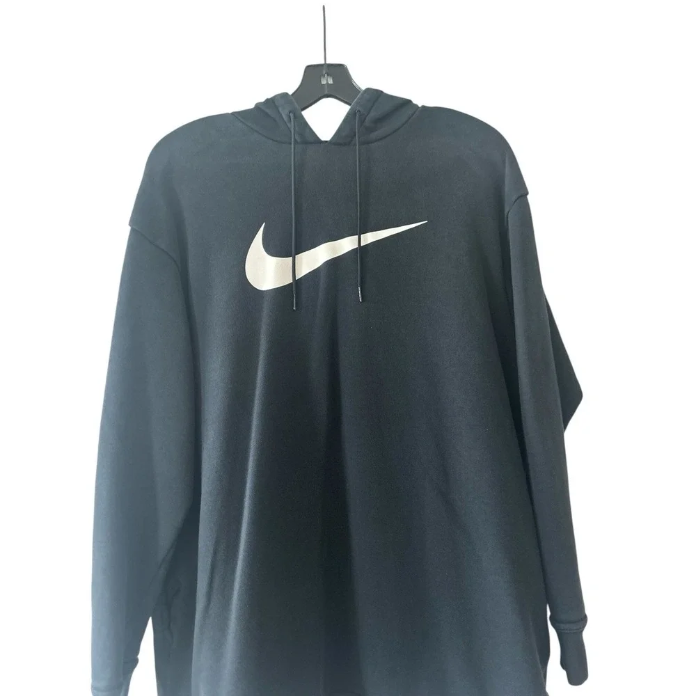 Nike womens black
