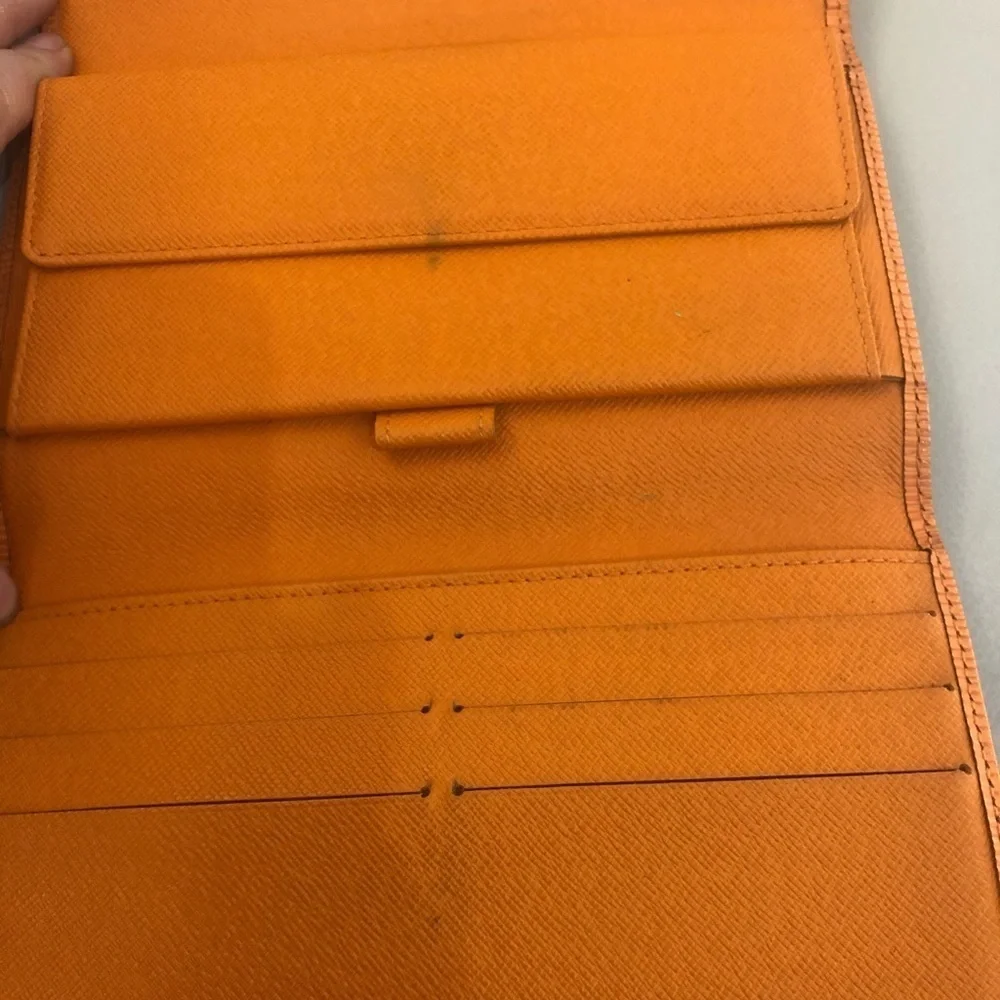 Louis Vuitton mm vuitton