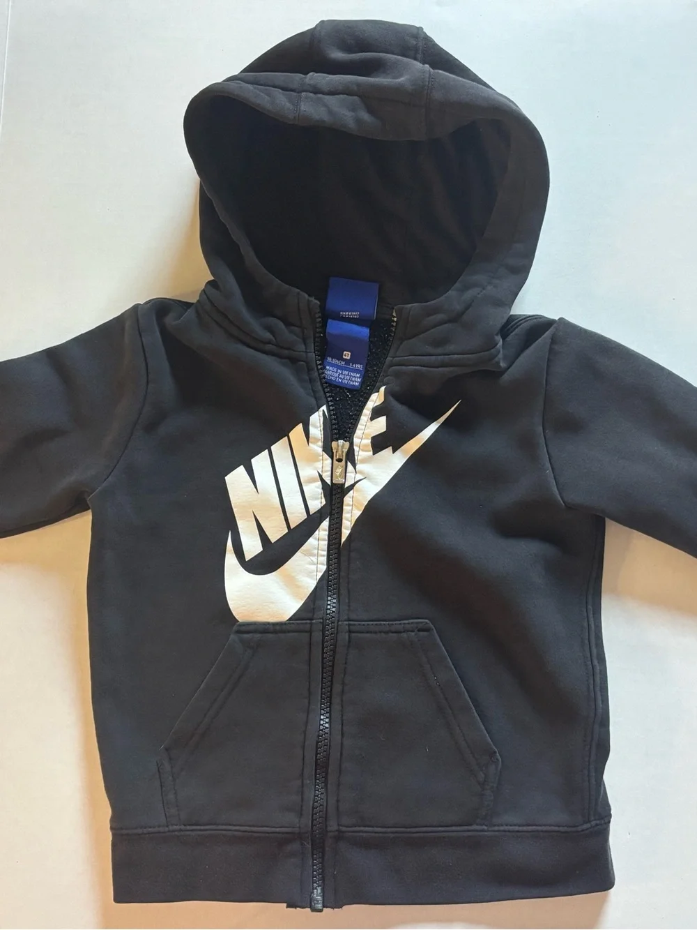 Nike classic black