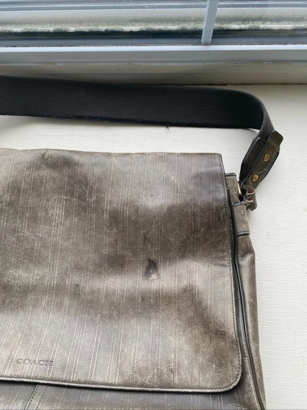 Coach messenger flap