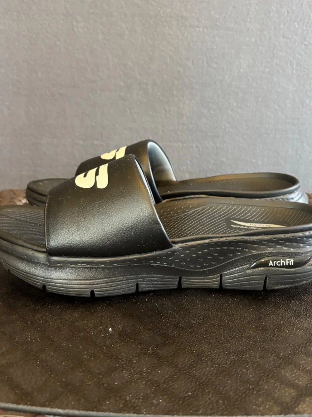 Skechers arch fit