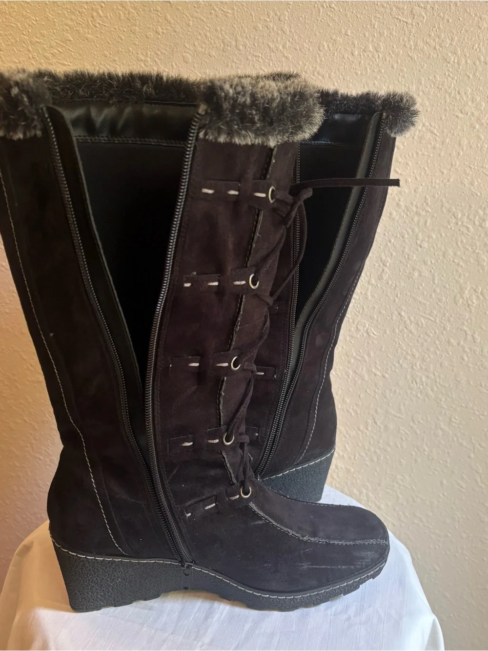 High Sierra Black Faux-Fur Lace-Up Wedge Winter Boots