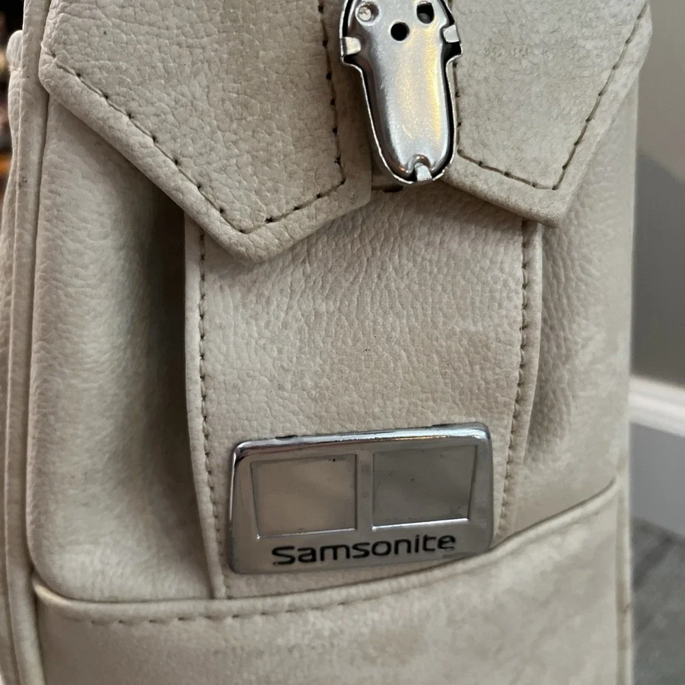 Vtg 1970s Beige Samsonite Silhouette Travel Carry On Luggage Tote Bag No Key