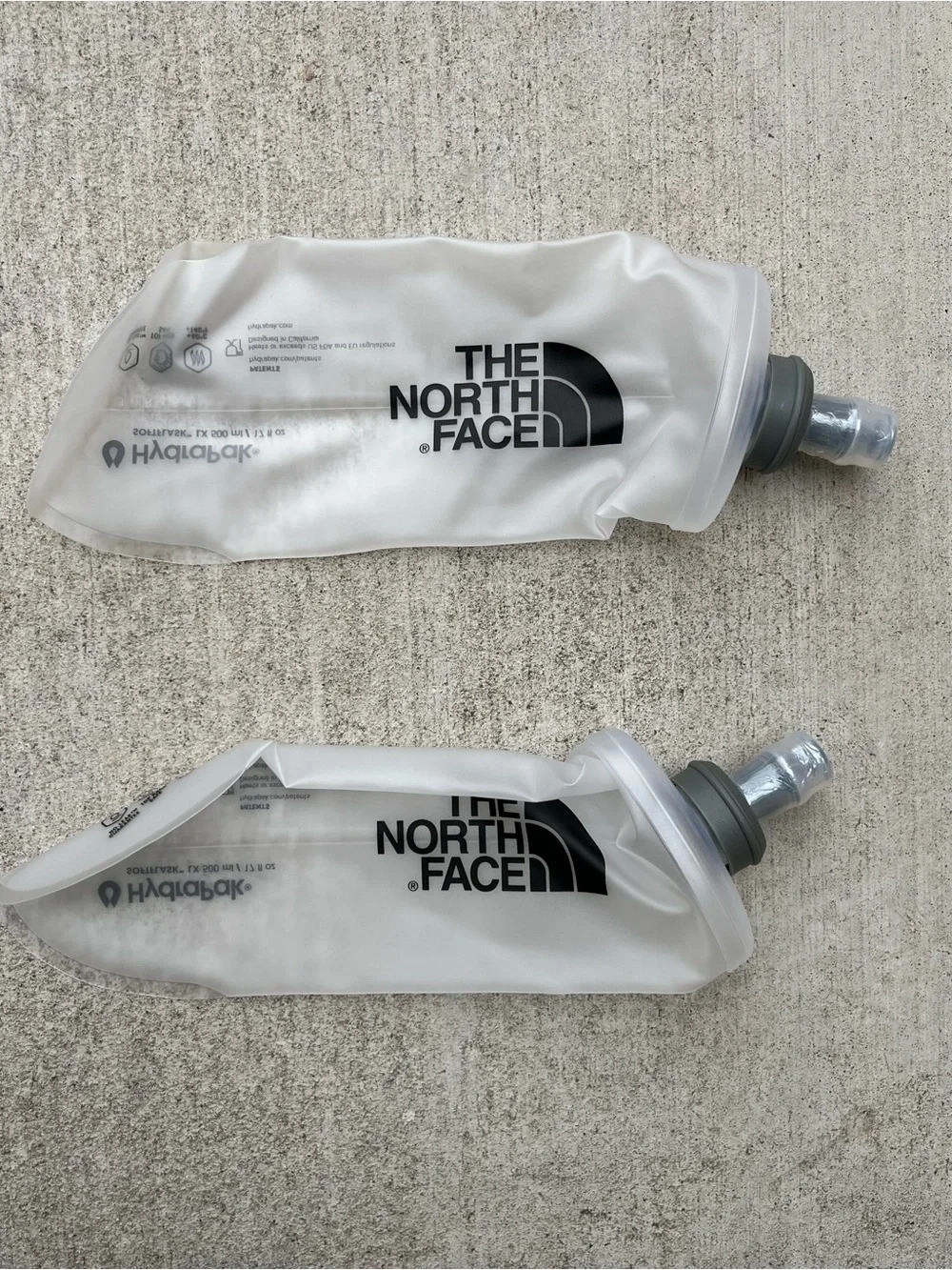 The North Face Sunriser Run Vest 8 Frost Grey (NF0A81DZKT3) NWT! Adult Size XS