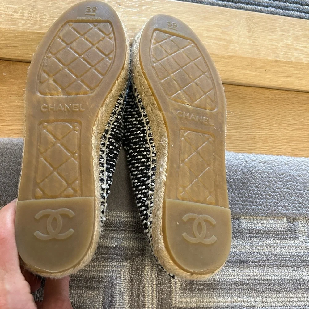 CHANEL espadrille flats