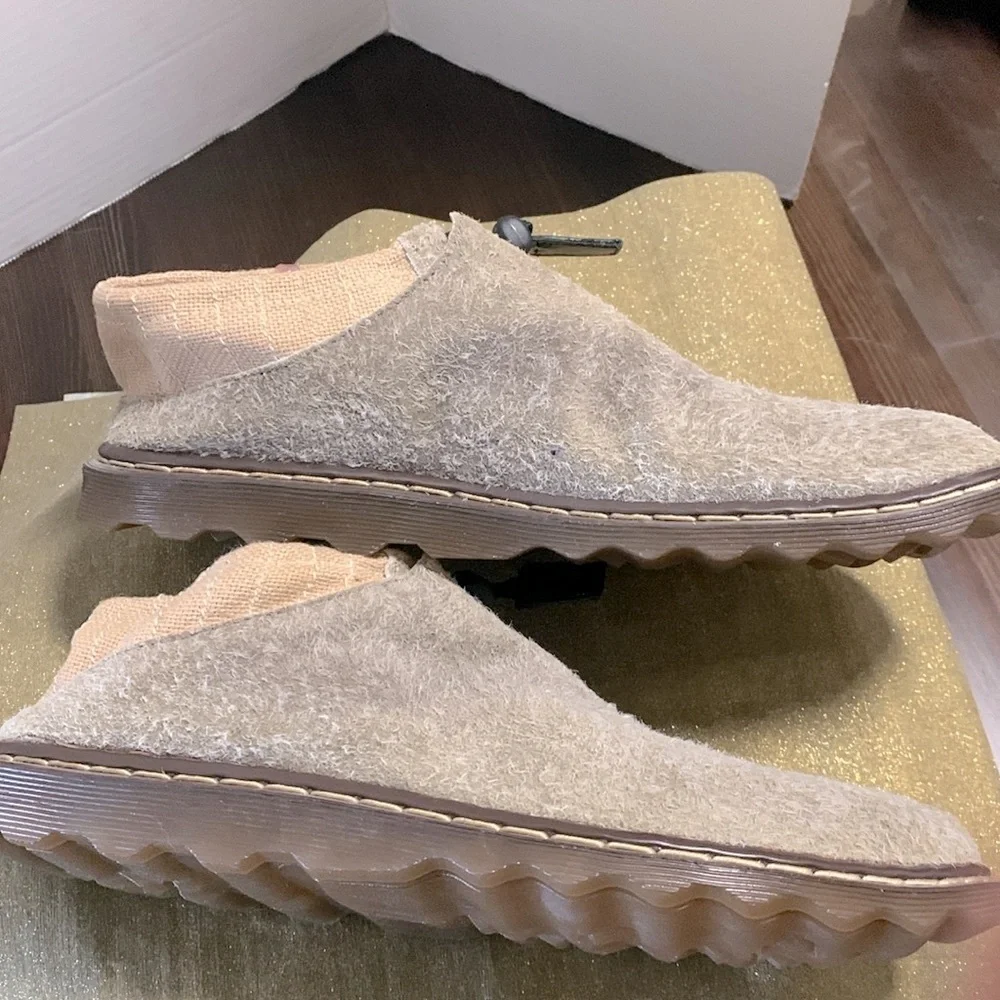 Dr. Martens rare htf