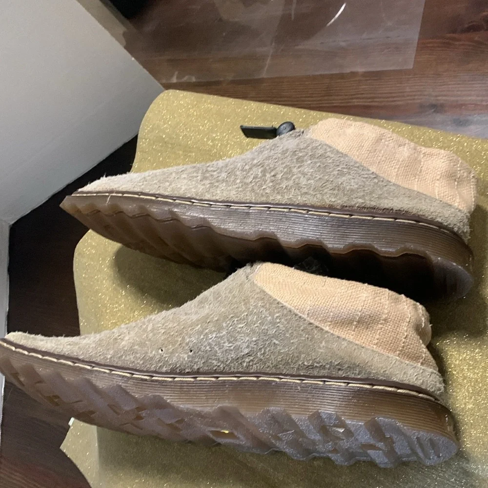 Dr. Martens rare htf