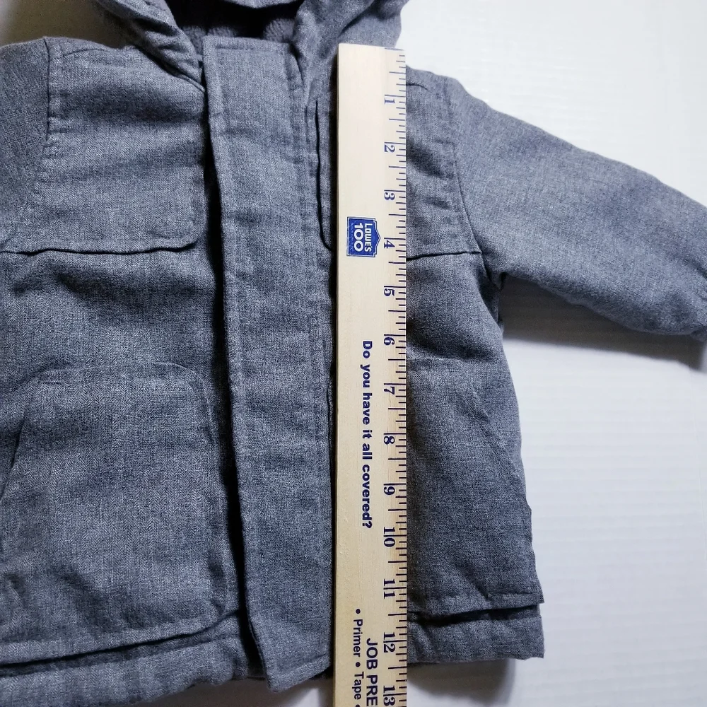 OLD NAVY BABY BOY GRAY COAT WITH HOOD SIZE 3 TO 6 MONTHS