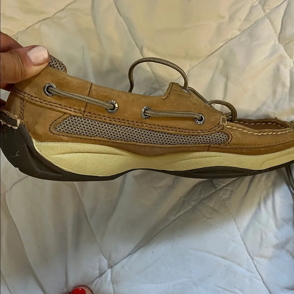 Sperry Men’s Brown Leather Moccasin-Style Boat Shoes