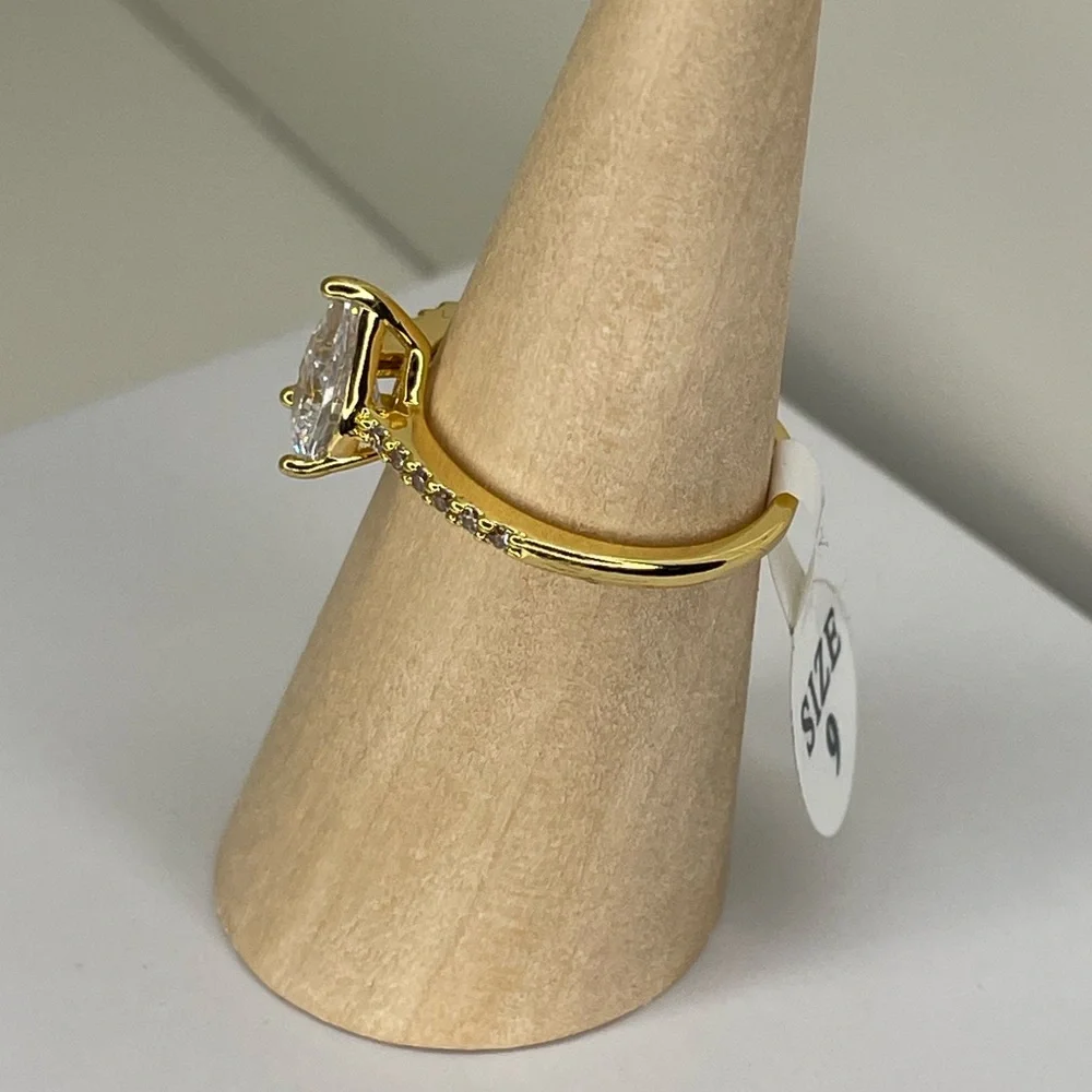 N/A 925 gold cubic