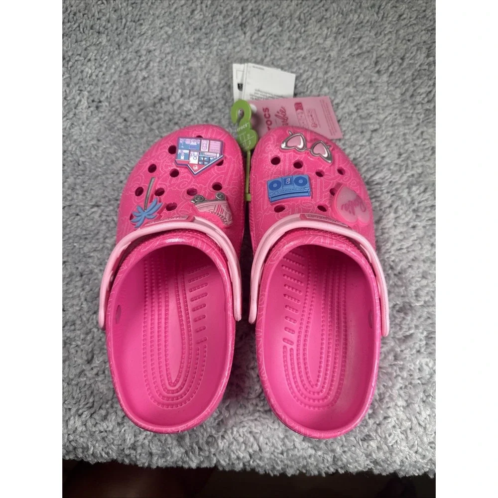 Crocs Kids Mattel Pink Barbie Classic Clogs 211406-90H Size J3 nwt