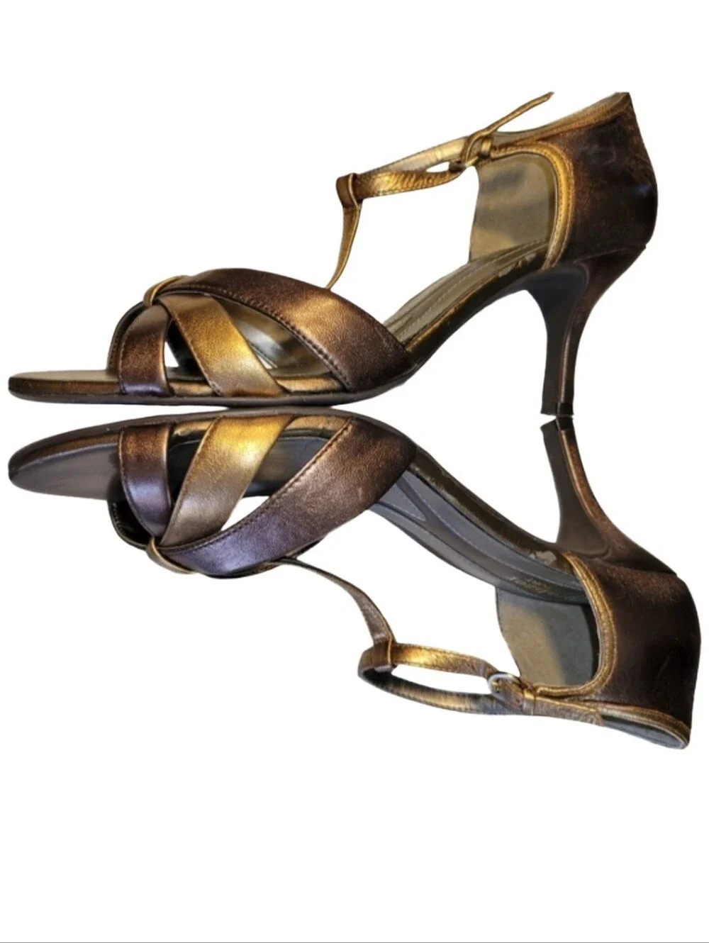 Naturalizer Princeton Copper Metallic Leather T-Strap Sandals N5 Comfort Size 8