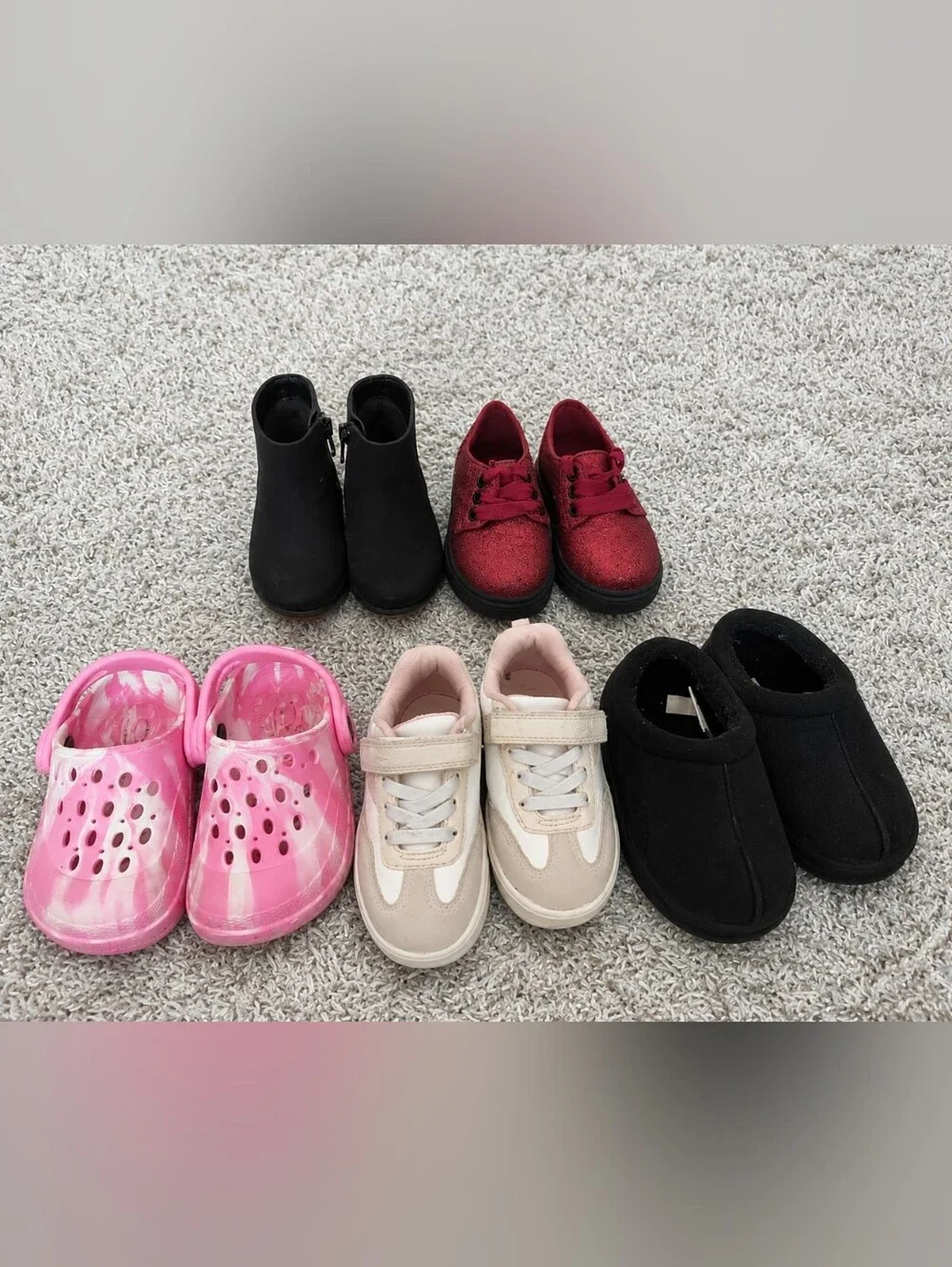 Bundle of 5 Pairs of Baby Shoes