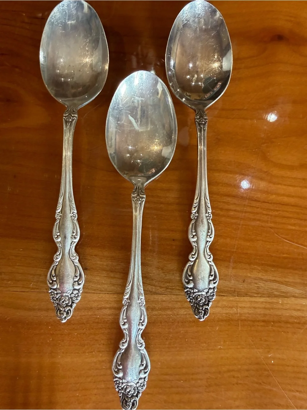 Oneida 1881 Roger’s Silver plate Flatware Set - Baroque Rose 20 pieces