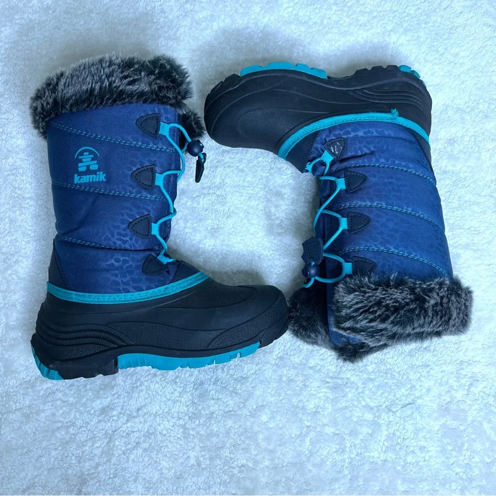 Kamik snow boots blue size 3