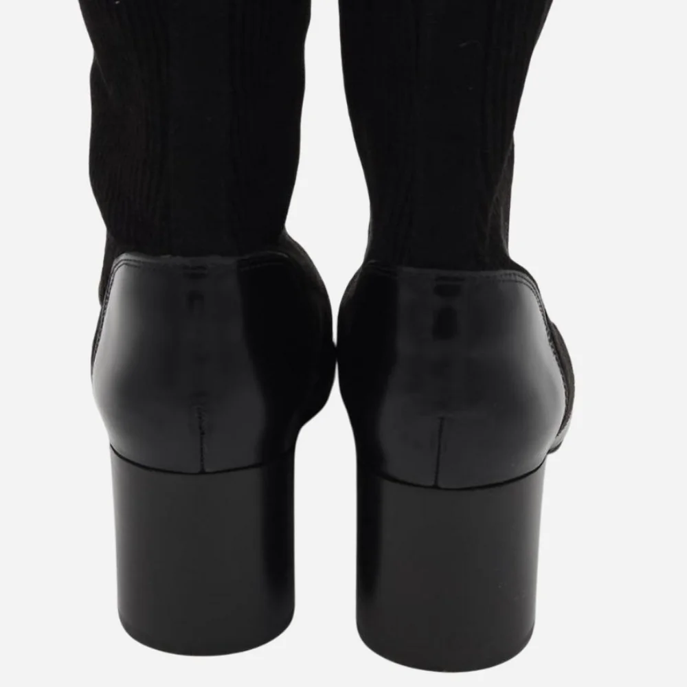 Tory Burch size color