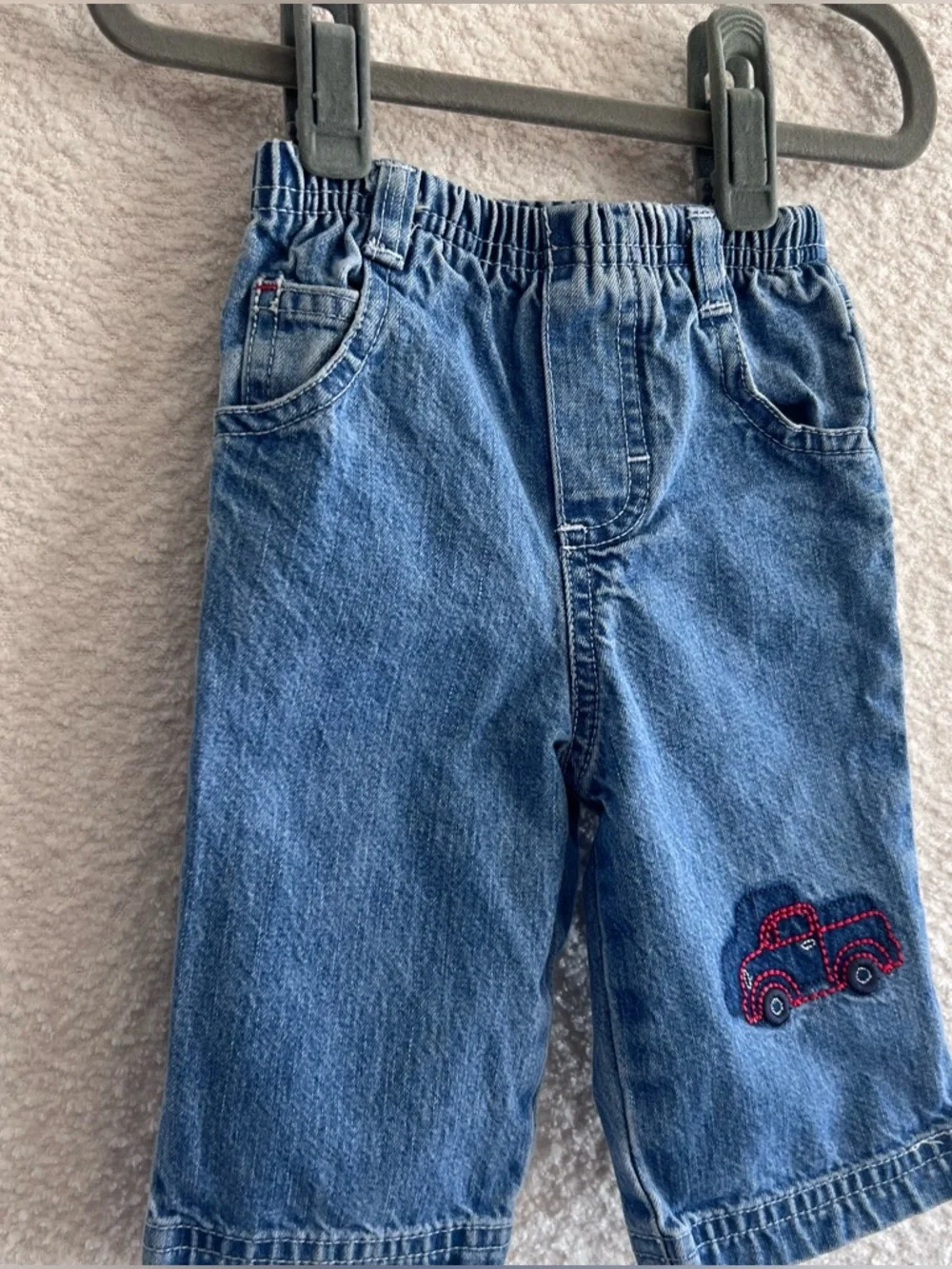 Osh Kosh B’Gosh Vintage Retro Baby Blue Denim Embroidered Jeans‎ Size 3-6 Months