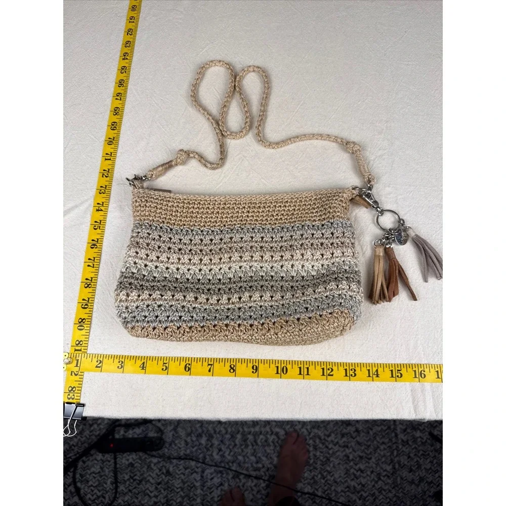The Sak Crochet Crossbody Bag Womens Medium Beige Indie Ombre Boho Tassel Purse