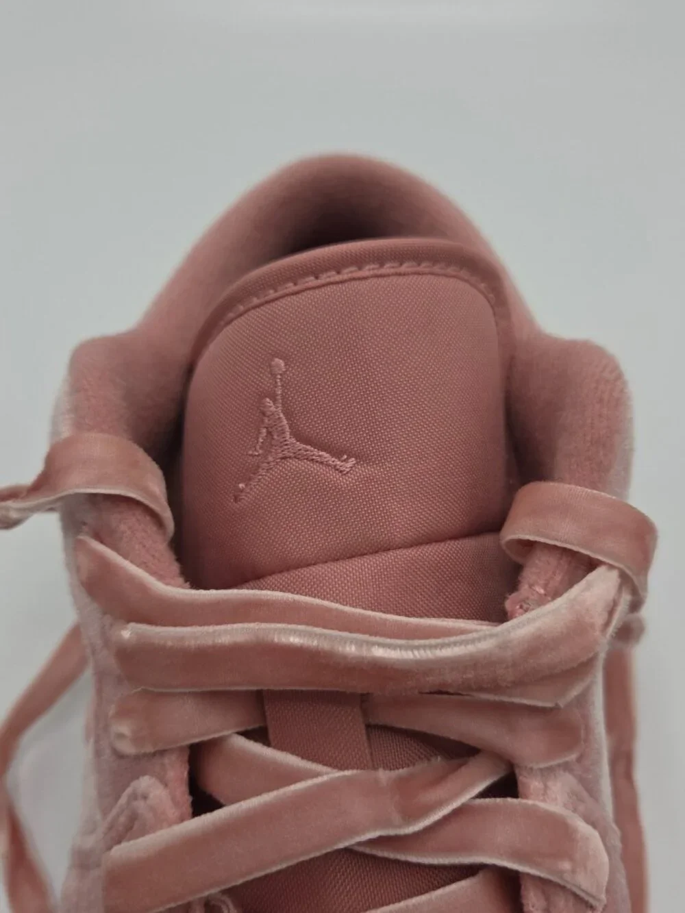 Nike smoke velvet original