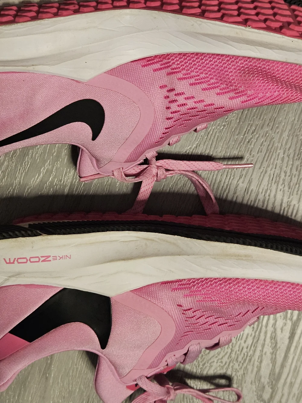 Nike women zoom