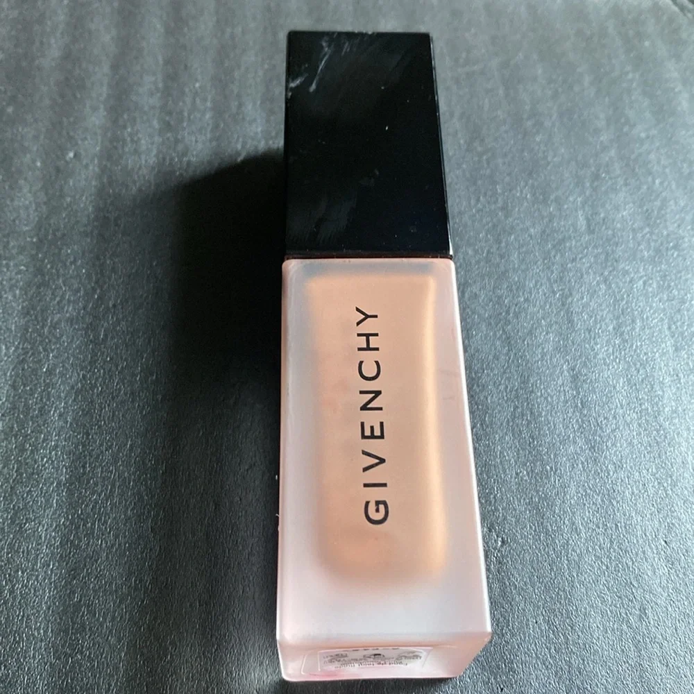 Givenchy prisme libre