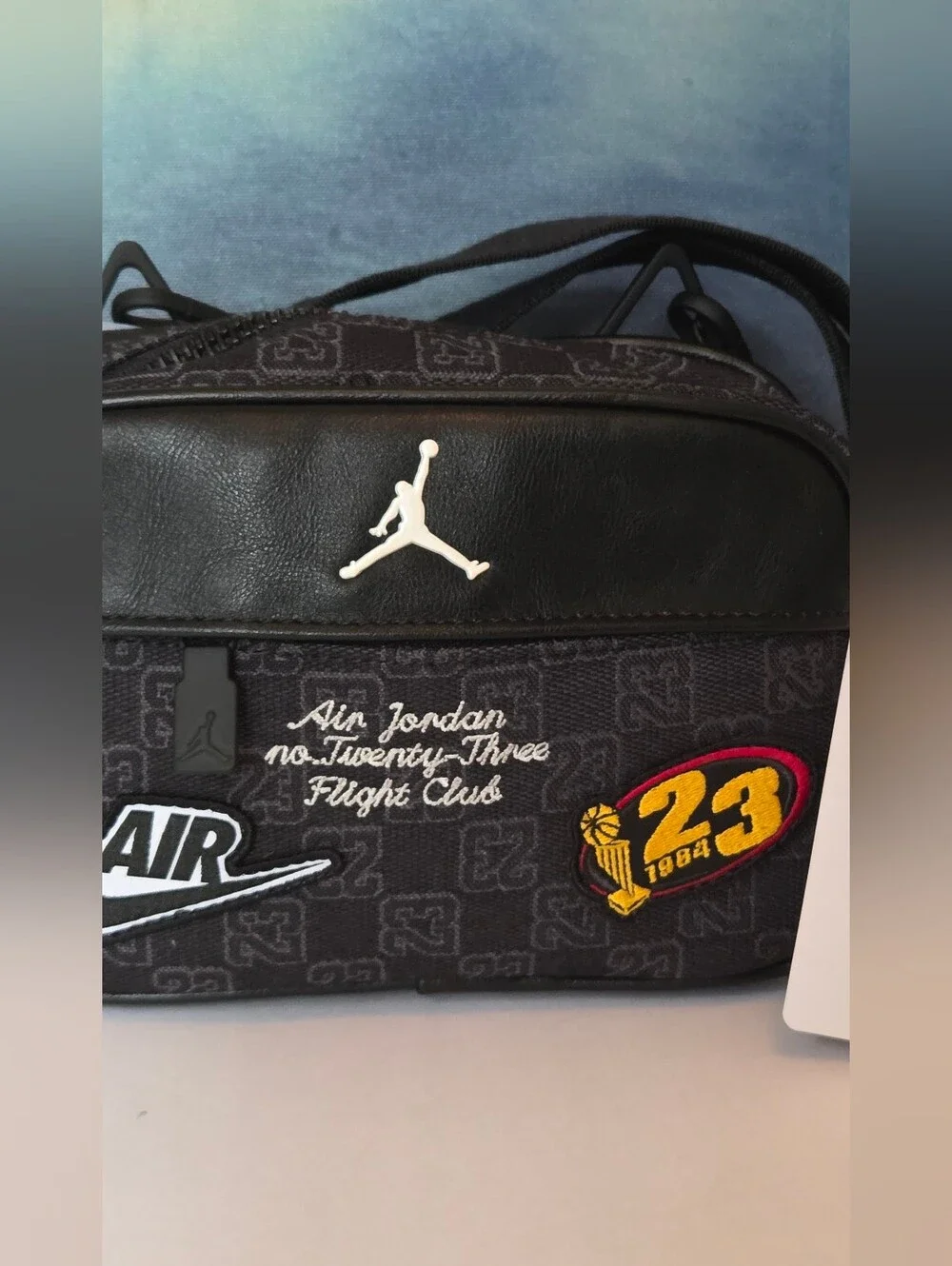Jordan compact crossbody