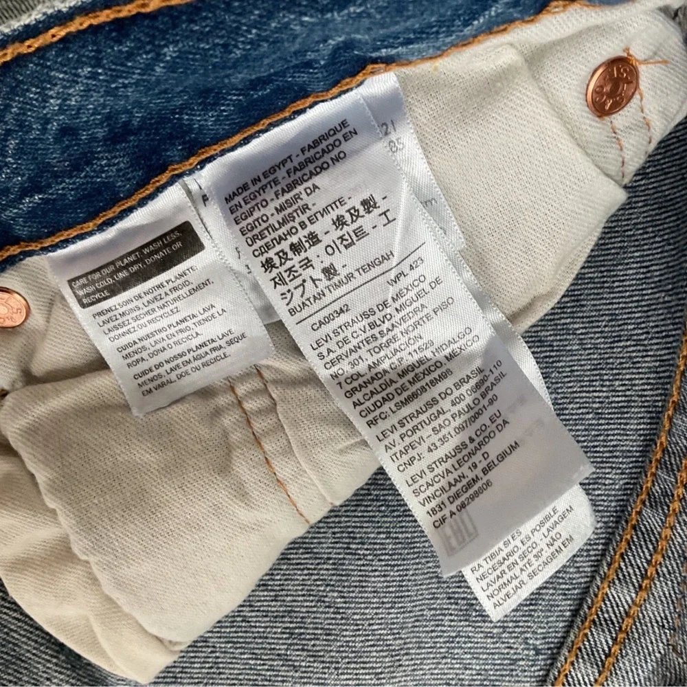 Levis 501 Original‎ Fit Light Wash Distressed Ripped Jeans Mens 40x30