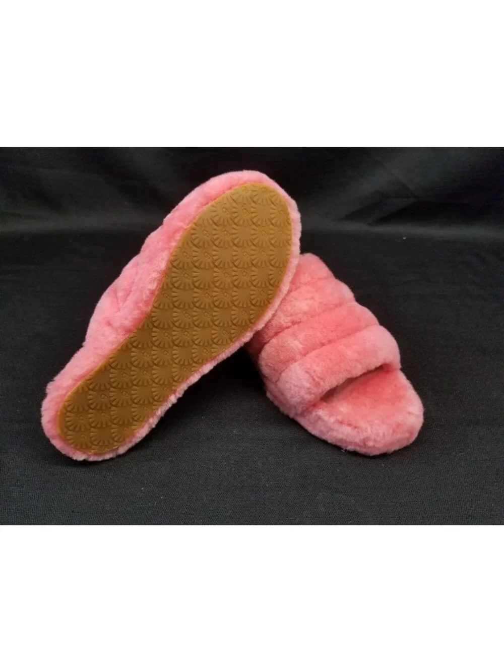 UGG go plush
