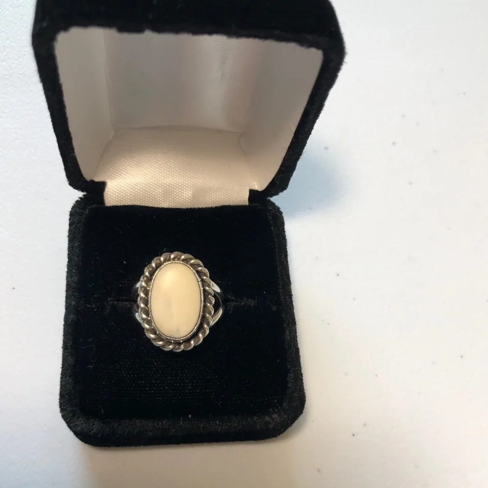 White Topaz Solitaire Stone Set in Sterling Silver Ring size 6