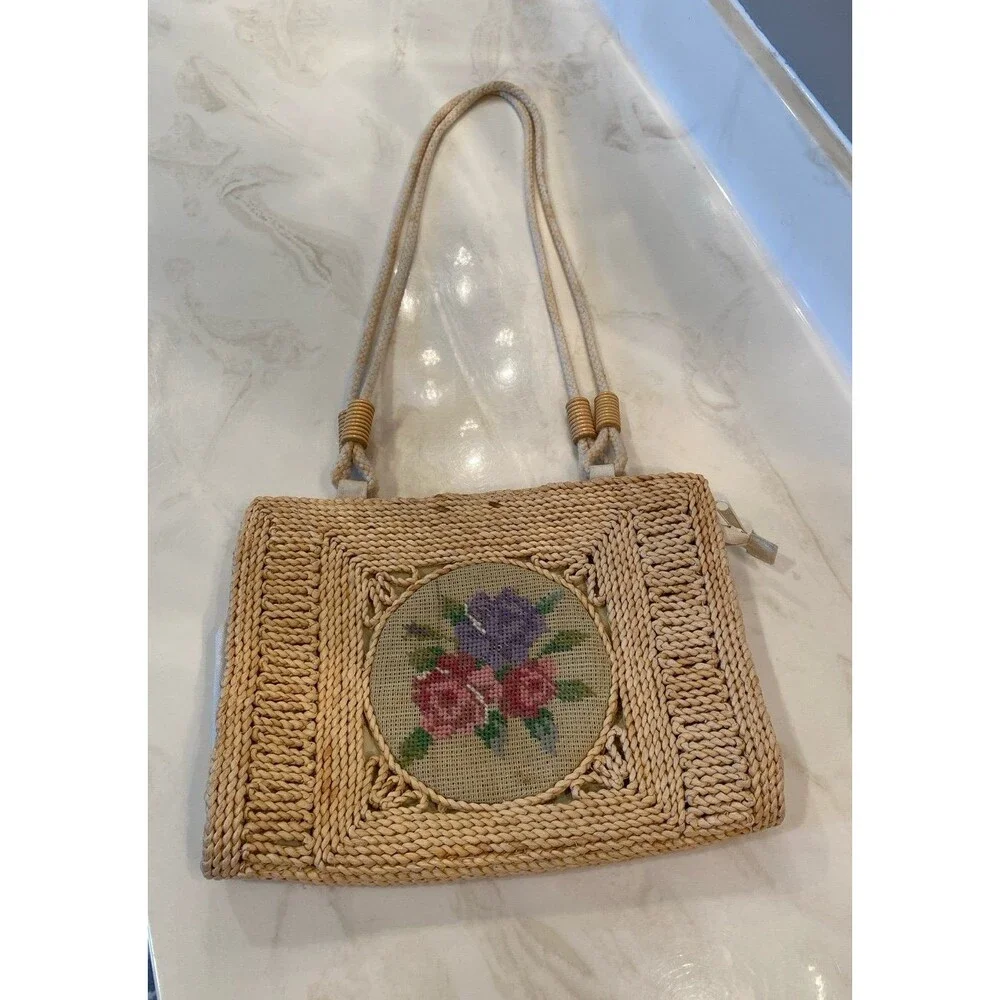 Vintage Handmade Woven Straw Embroidered Floral Bag Boho‎ Cottagecore  Purse