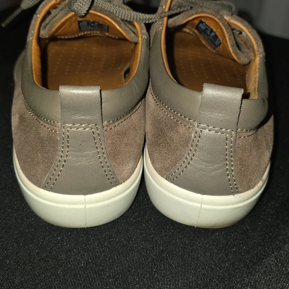 Ecco men loafer