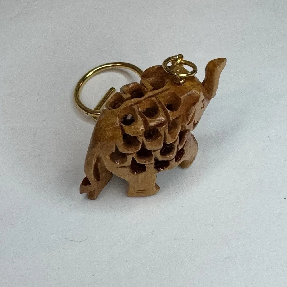 Hand Carved Wooden Elephant Good Luck Key‎ Chain
