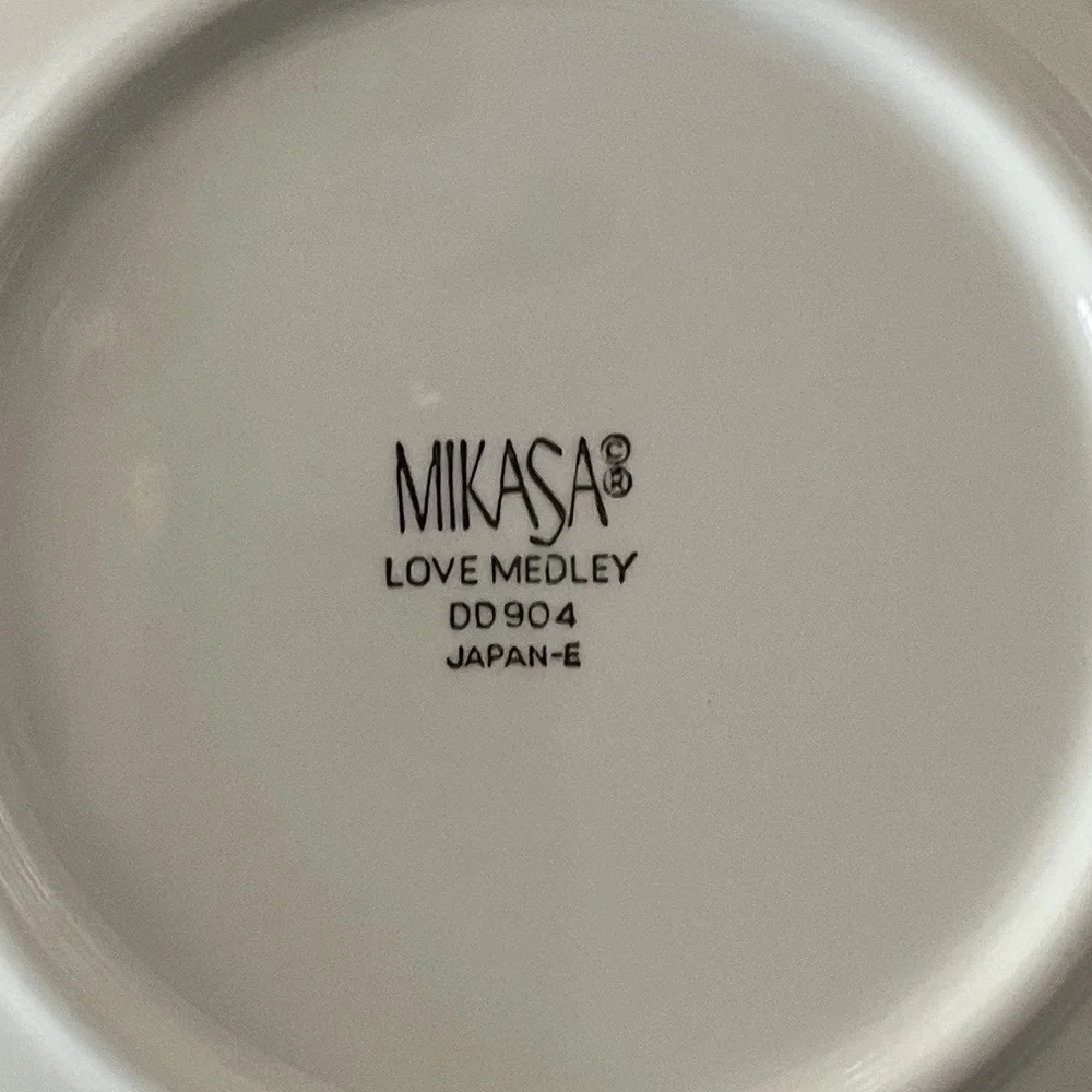 Mikasa Love Medley White Floral Soup/Pasta Bowls (set of 4)