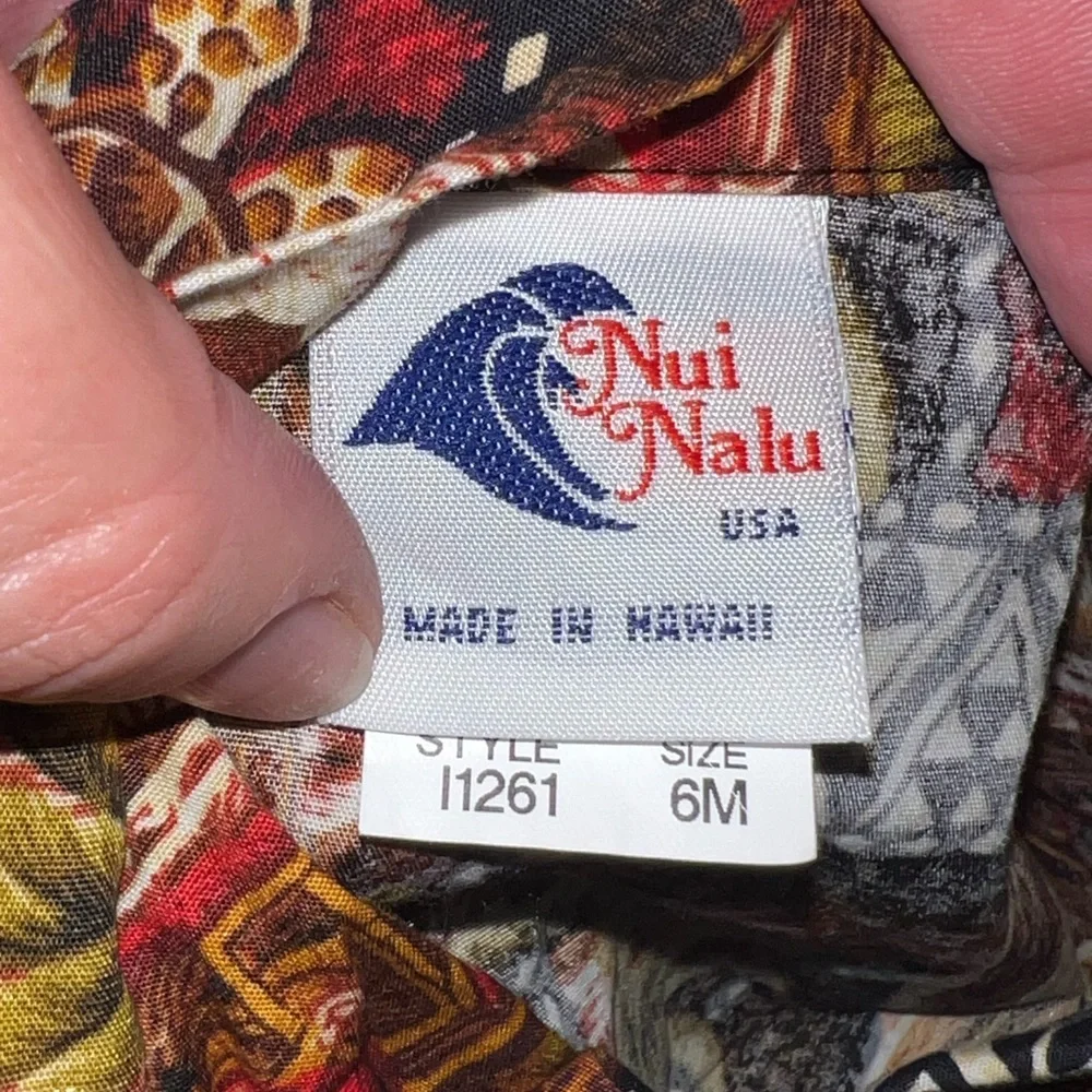nui nalu vibrant shorts