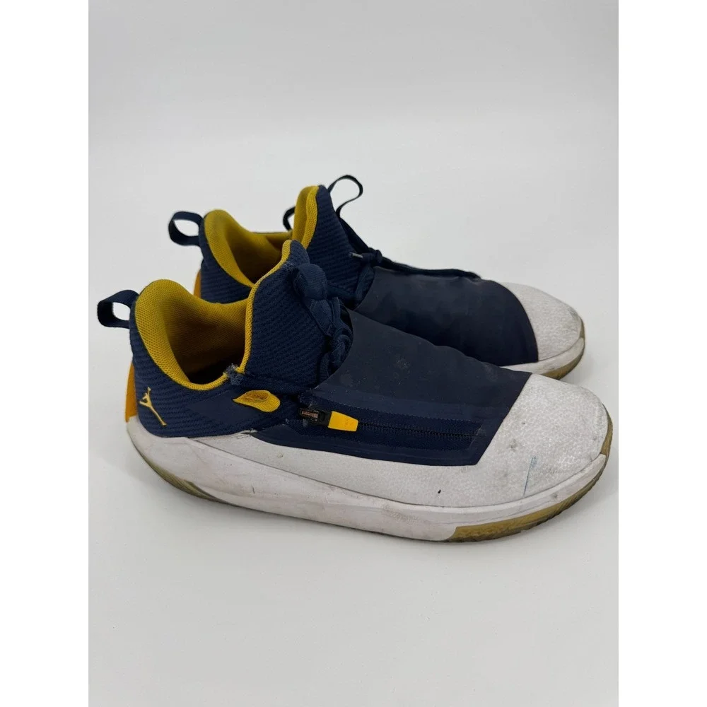 Air Jordan Jumpman Hustle AQ0397-401 Mens Sneaker 10.5 White Navy Michigan Shoes