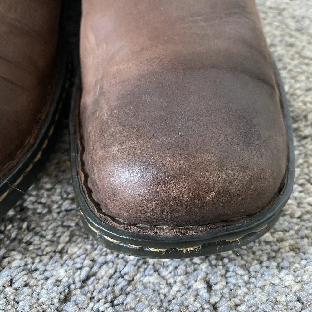 Born Chukka Boots Men 10.5 M/W EU 44.5 Brown Leather Lace Up Distressed Casual