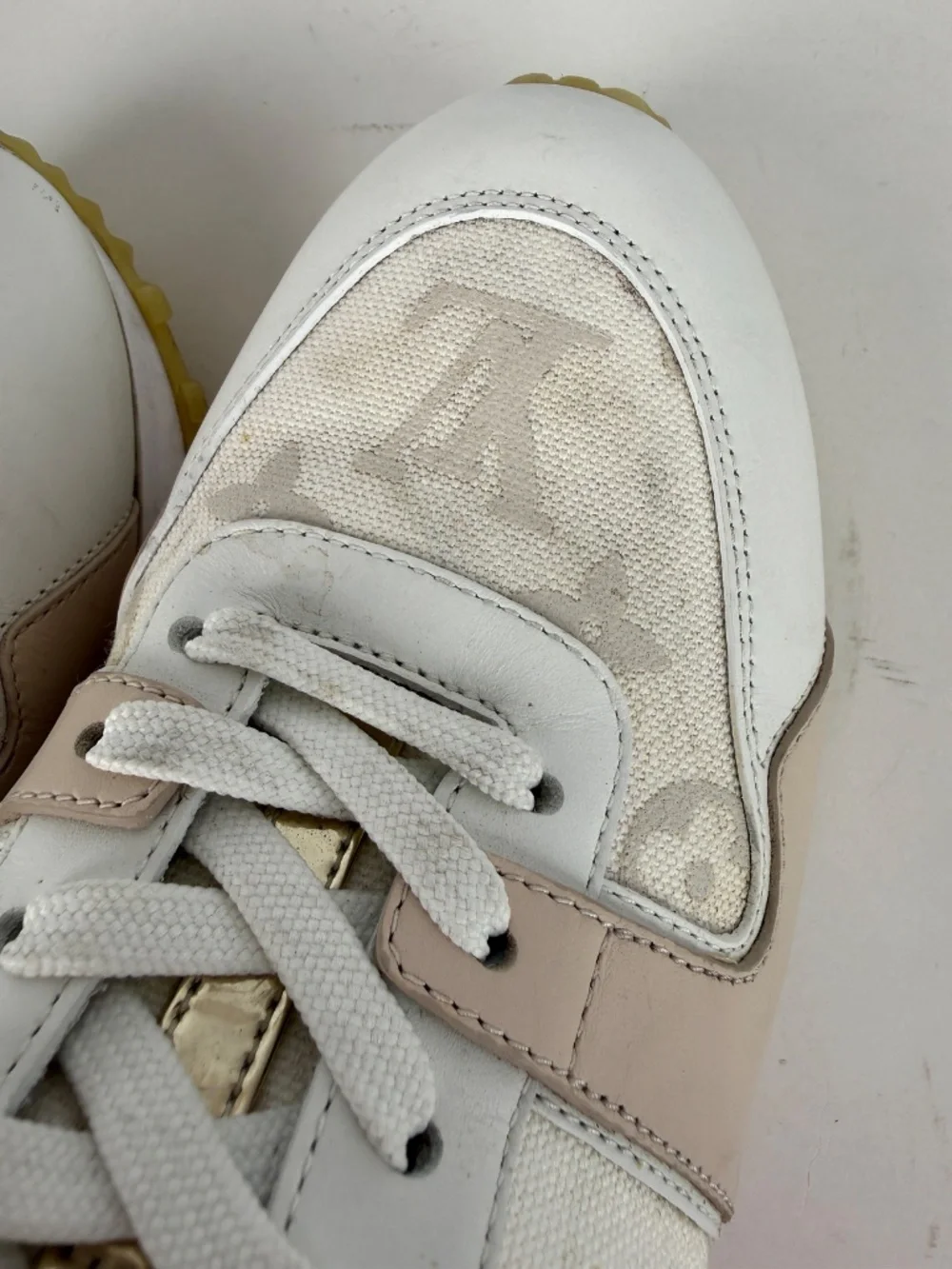 Louis Vuitton authentic louis