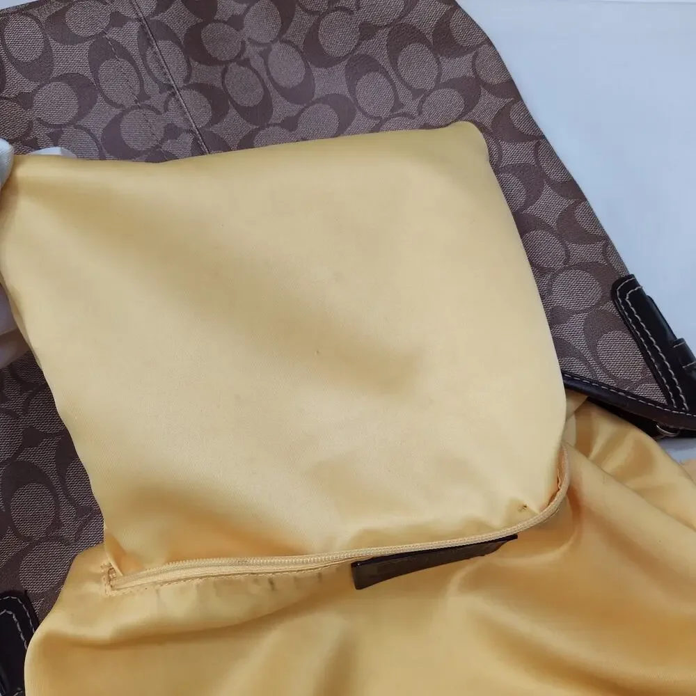 Coach signature brown