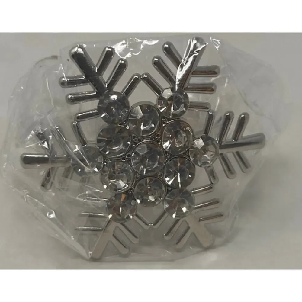 None and/or Unknown snowflake christmas