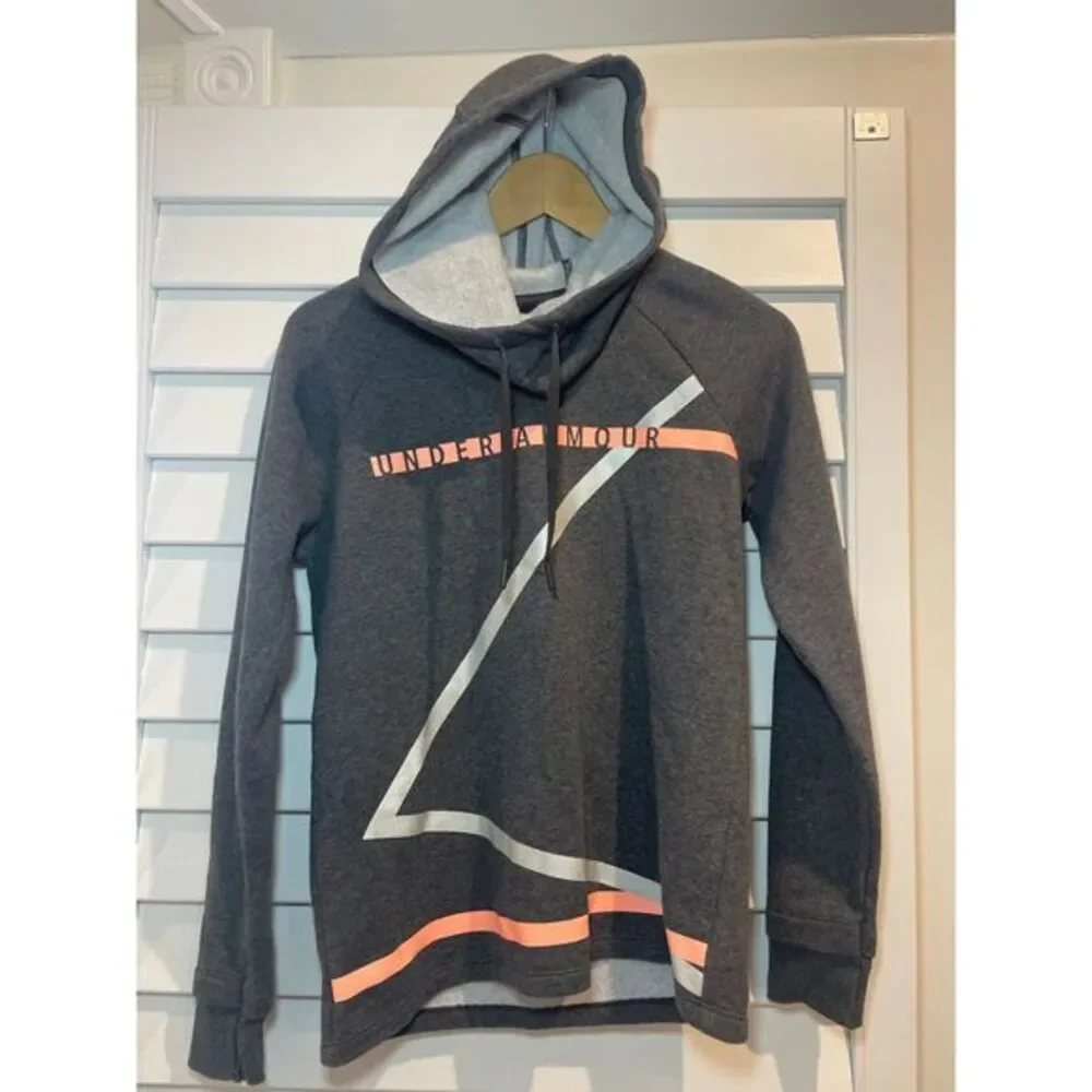 Under Armour gray under