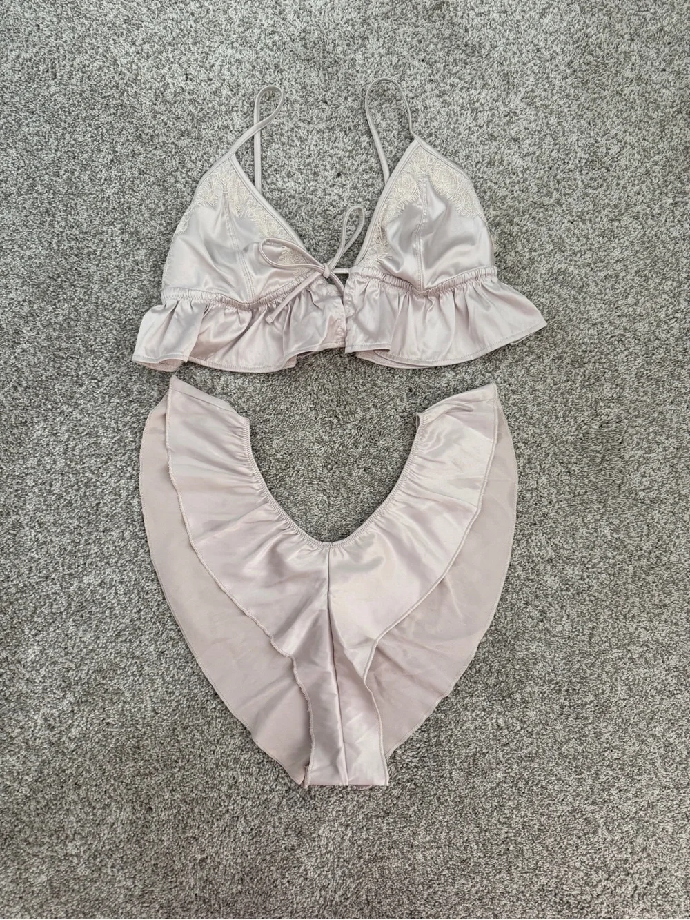 aerie bralette finish detail