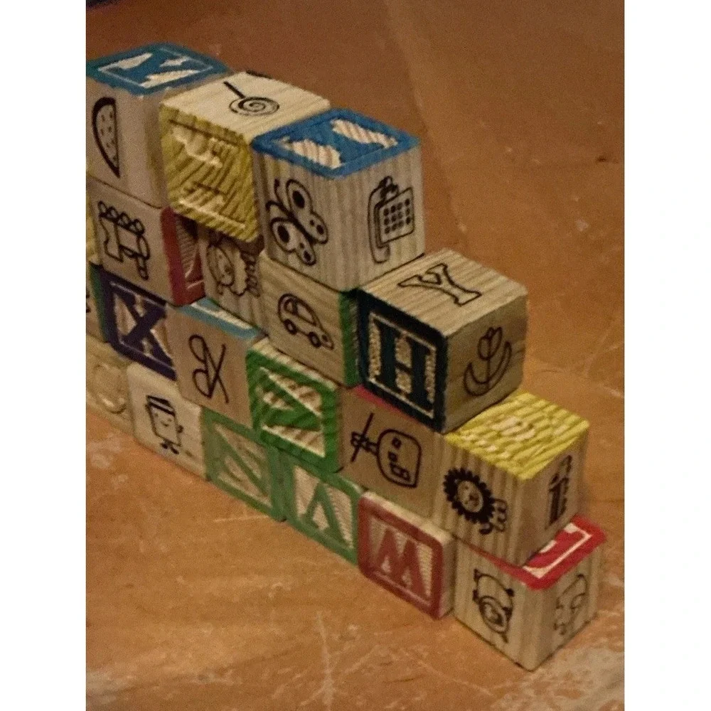 Old Wooden  Blocks Alphabet Letters And  Pictures Lot Of 21 ABC, Missing‎ F & S