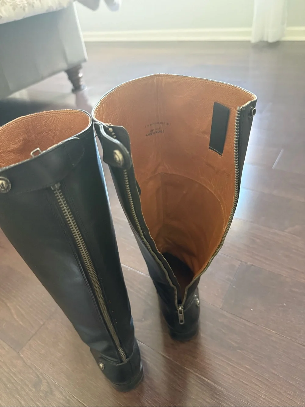 Frye sleek black