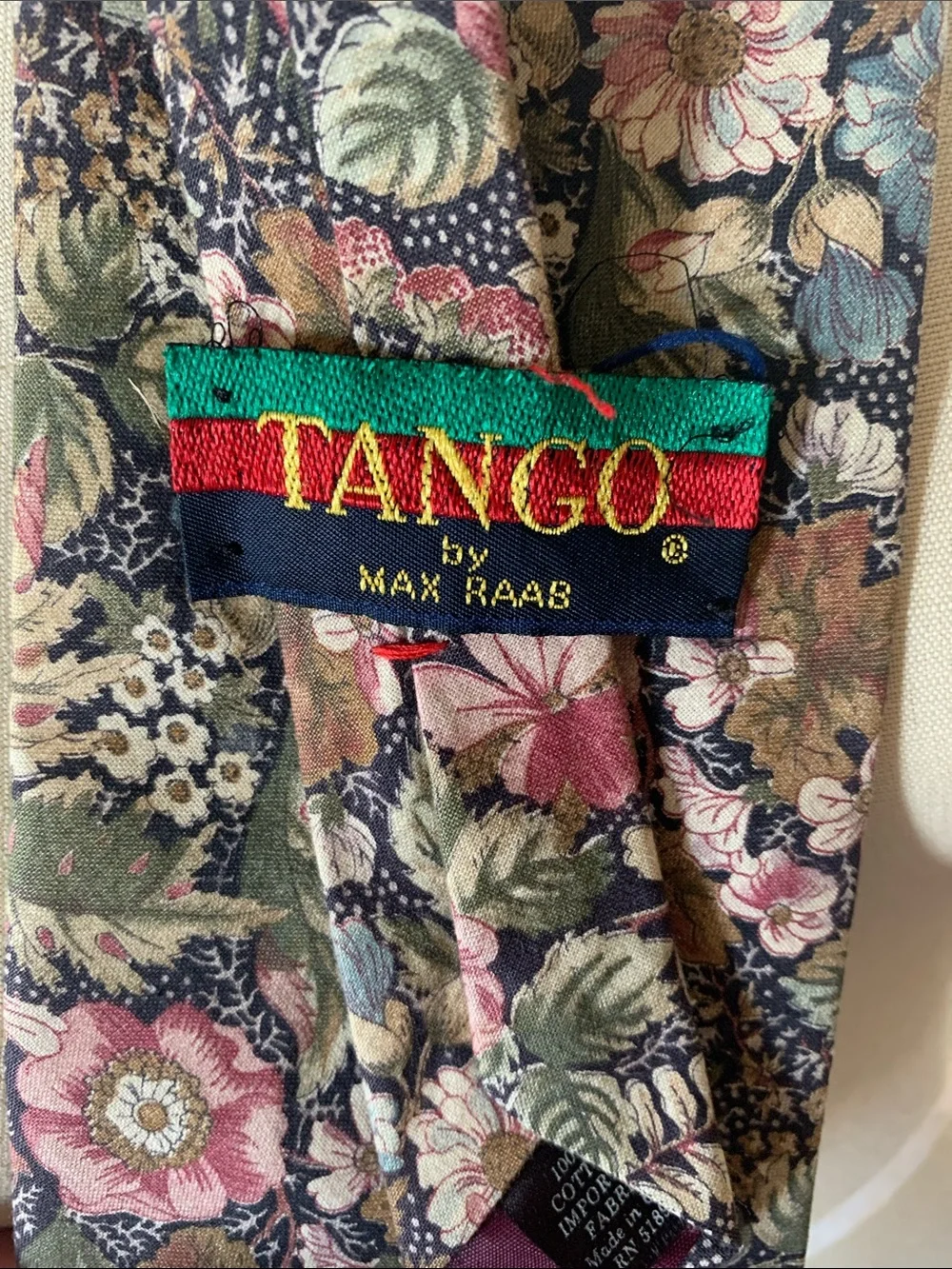 Tango by max